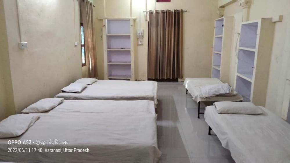 Shri Swami Sheetal Das Akhada B1-88 Assi , Near Pushkar Talab,Varanasi, Ashram Dharmshala Hotel Luaran gambar