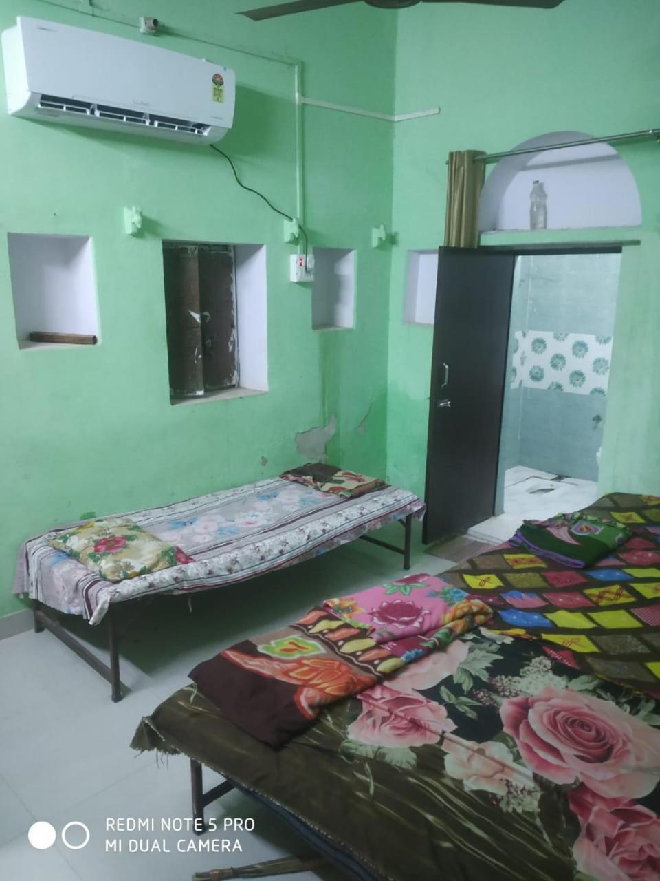 Shri Swami Sheetal Das Akhada B1-88 Assi , Near Pushkar Talab,Varanasi, Ashram Dharmshala Hotel Luaran gambar